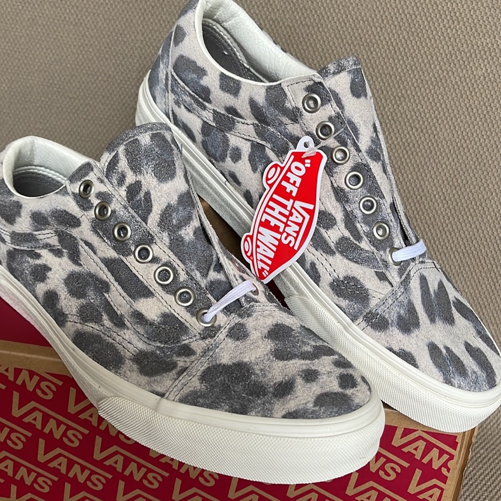 Vans Women's Gray and White Leopard Print Low Top Sneakers - Picture 7 of 16